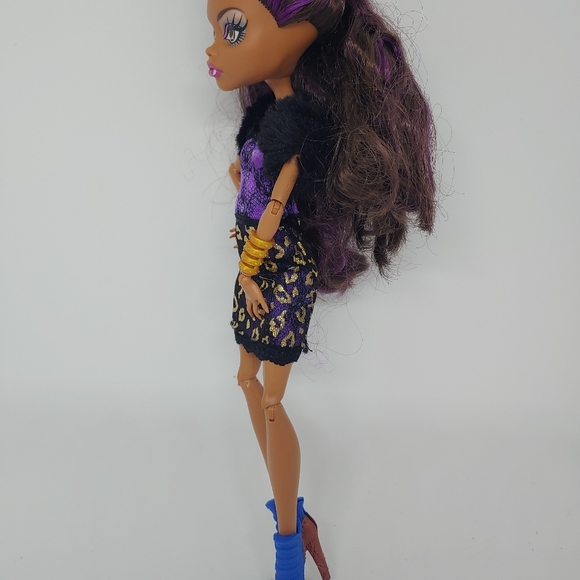 Clawdeen Wolf Monster High Doll Scaris City of Frights - Picture 4 of 6